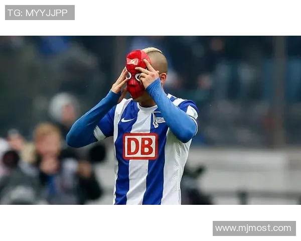 面具足球明星盘点揭示他们背后的故事与成就